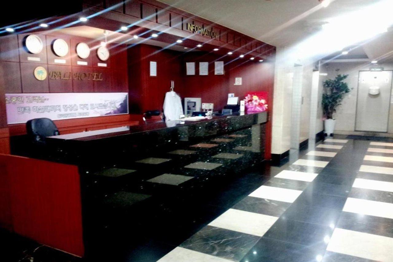 Bali Tourist Hotel Сеул Екстер'єр фото